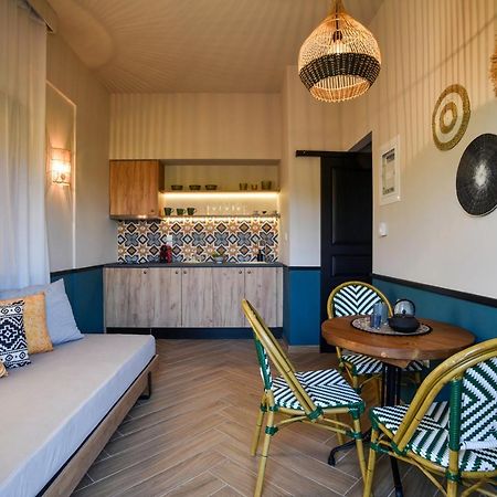 Krissaia Seaside Suites Galaxídhion 外观 照片
