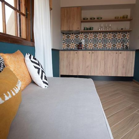 Krissaia Seaside Suites Galaxídhion 外观 照片